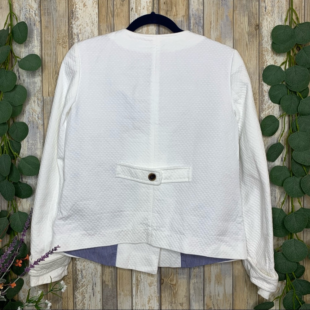 Faconnable White Double-Breasted Textured Blazer - Picture 3 of 7